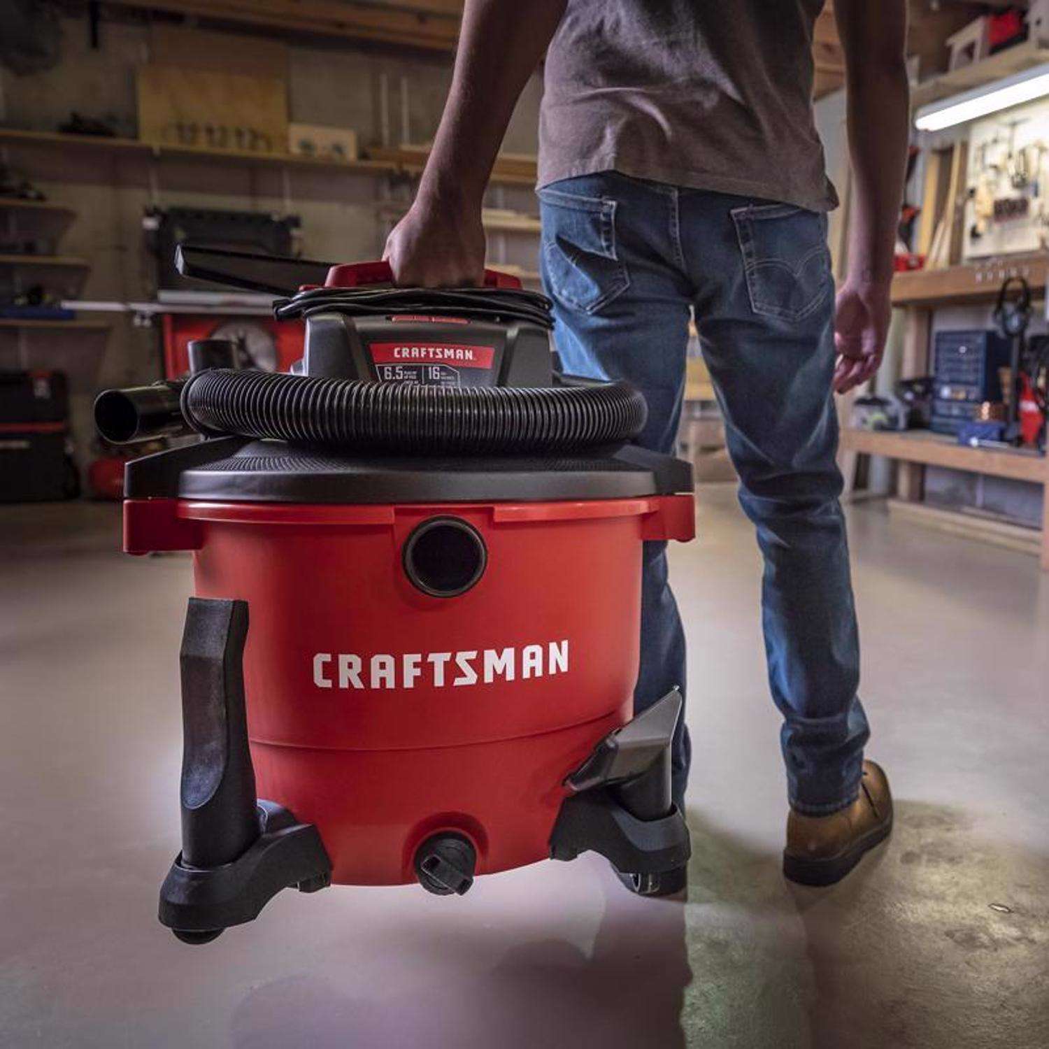 Craftsman 16 gal. Corded Wet/Dry Vacuum 12 amps 120 V 6.5 HP