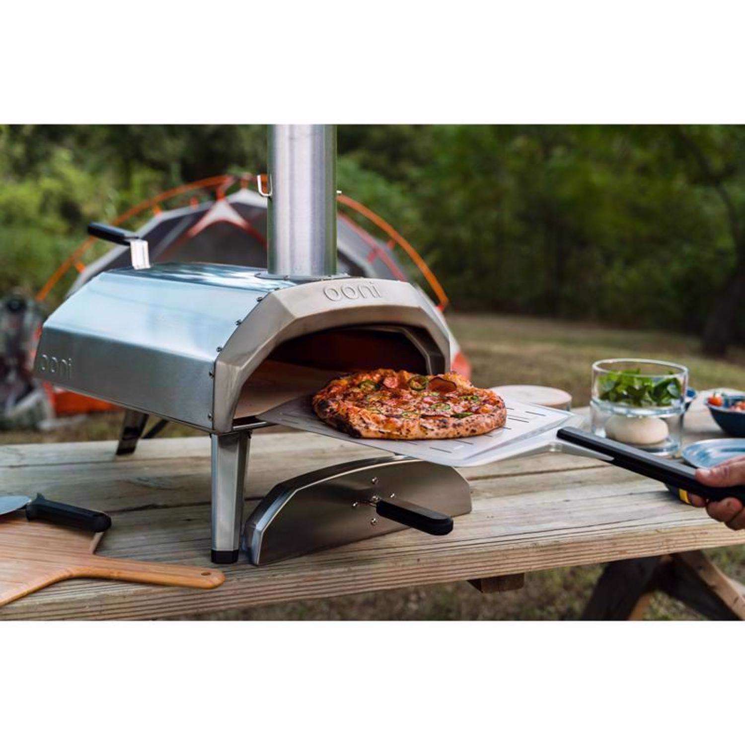 Ooni Karu 12 Charcoal/Wood Chunk Outdoor Pizza Oven Silver