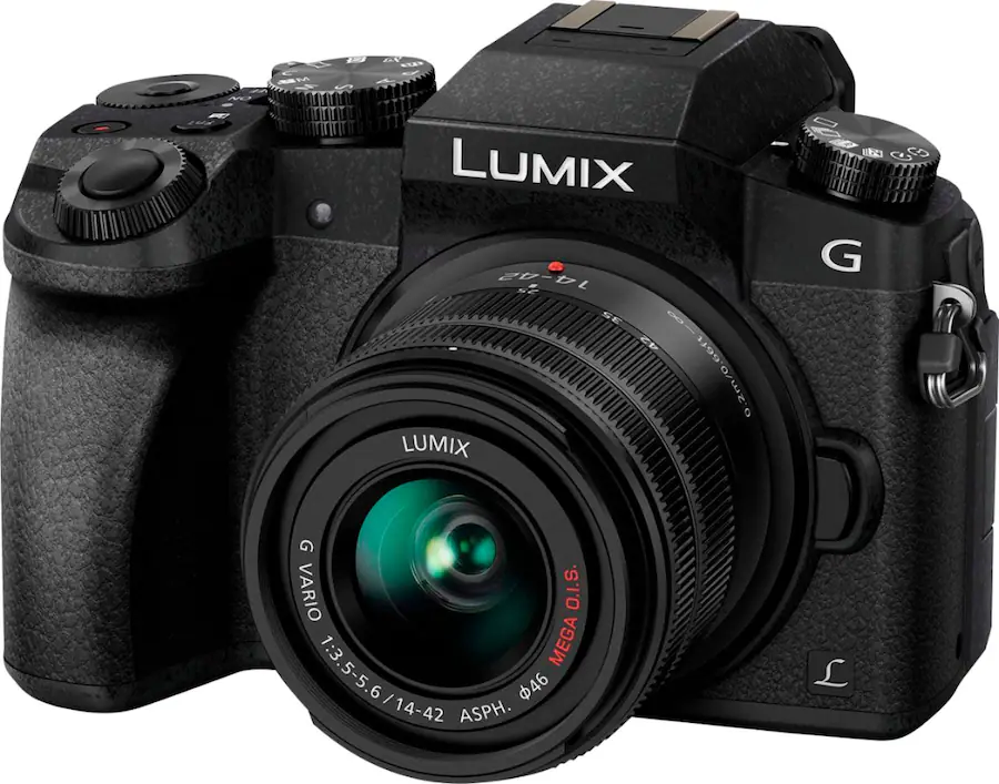 Panasonic - LUMIX G7 Mirrorless 4K Photo Digital Camera Body with 14-42mm f3.5-5.6 II Lens - DMC-G7KK - Black - Refurbished Excellent
